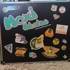 Roller Skates - Moxie Beach Bunny